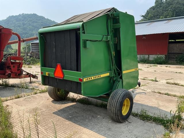 Image of John Deere 530 equipment image 2