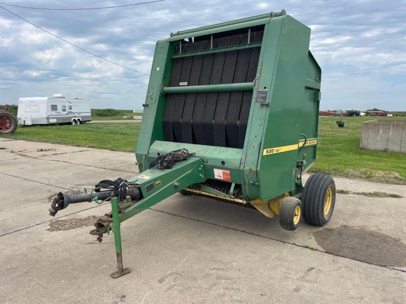 Image of John Deere 530 Primary image