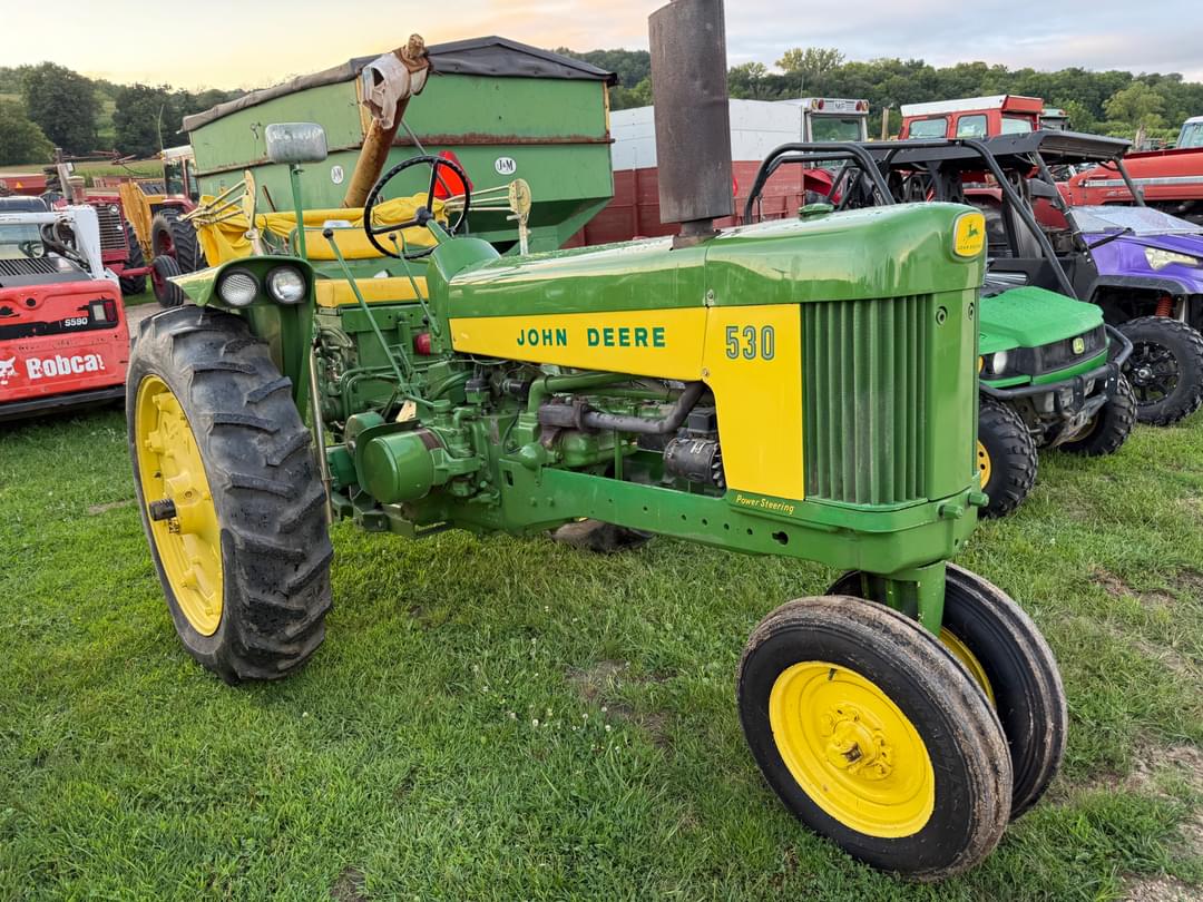 Image of John Deere 530 Primary image