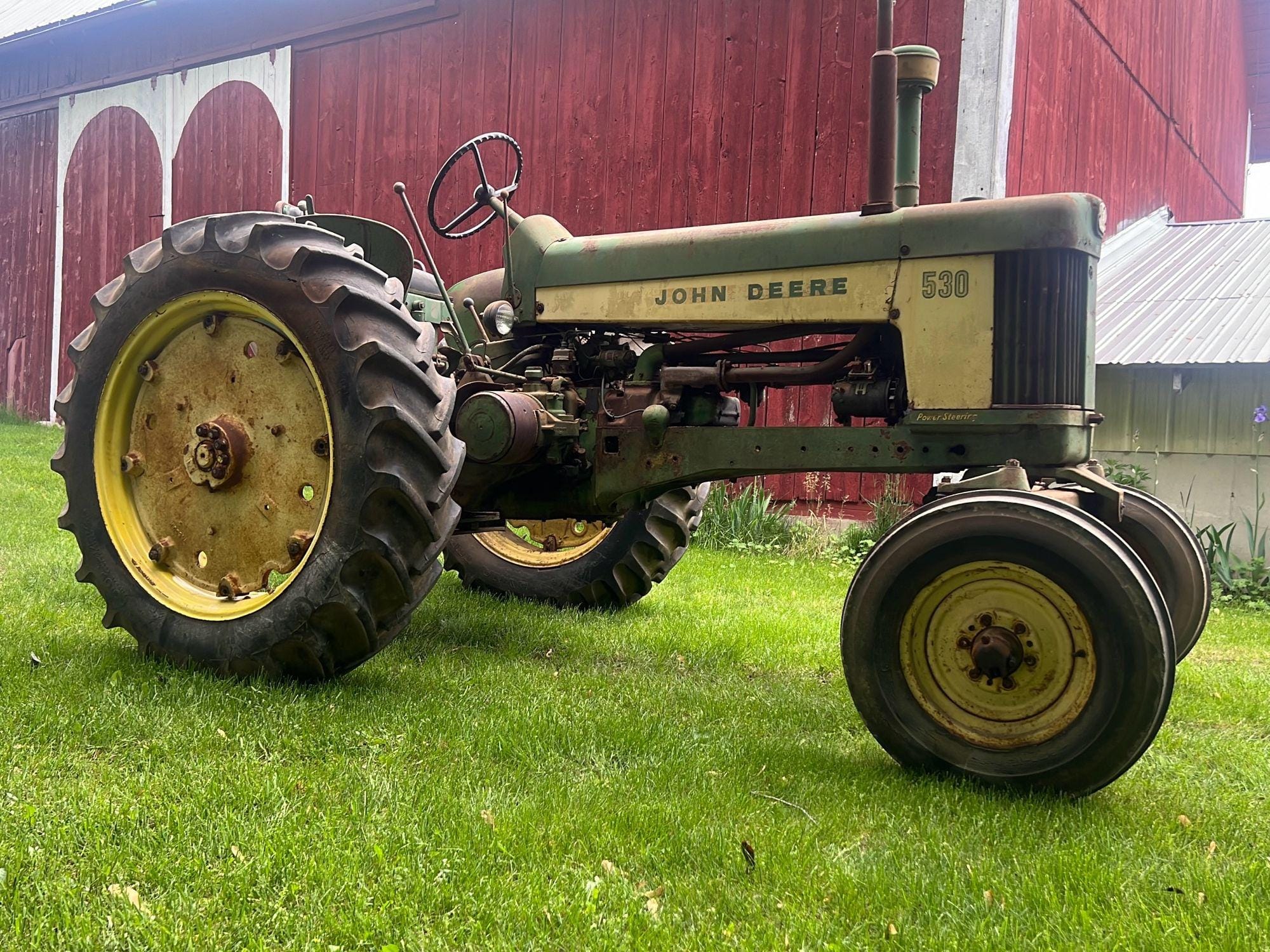 Main image John Deere 530