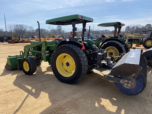 Image of John Deere 5300 equipment image 1