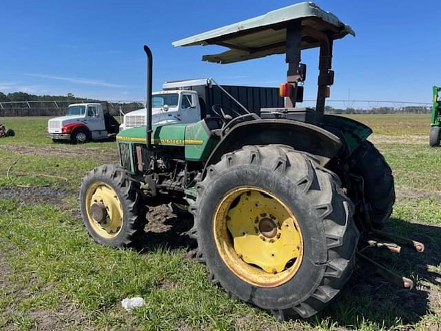 Image of John Deere 5300 equipment image 2