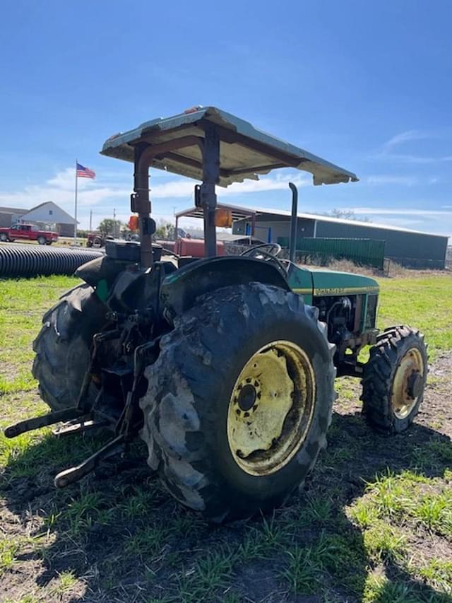 Image of John Deere 5300 equipment image 3