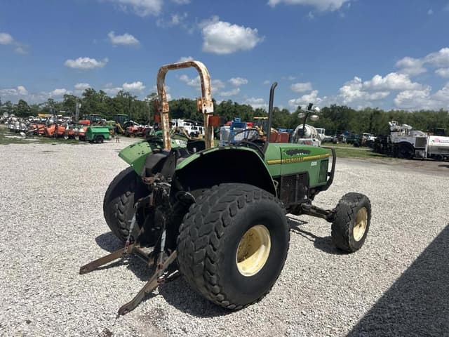 Image of John Deere 5300 equipment image 3