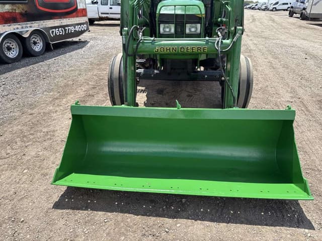 Image of John Deere 5300 equipment image 4