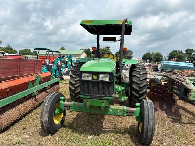 Image of John Deere 5303 equipment image 2