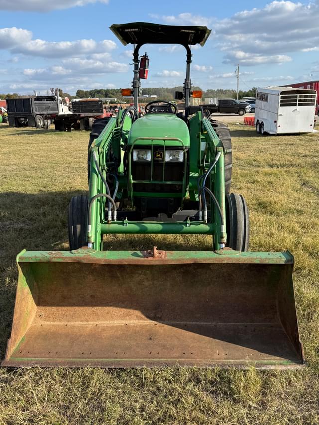Image of John Deere 5310 equipment image 2