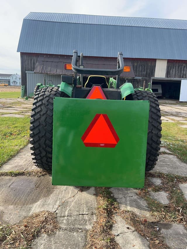 Image of John Deere 5310 equipment image 3