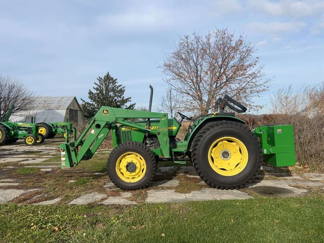 Image of John Deere 5310 equipment image 1