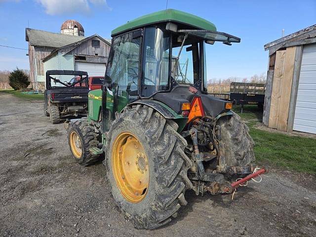 Image of John Deere 5310 equipment image 2