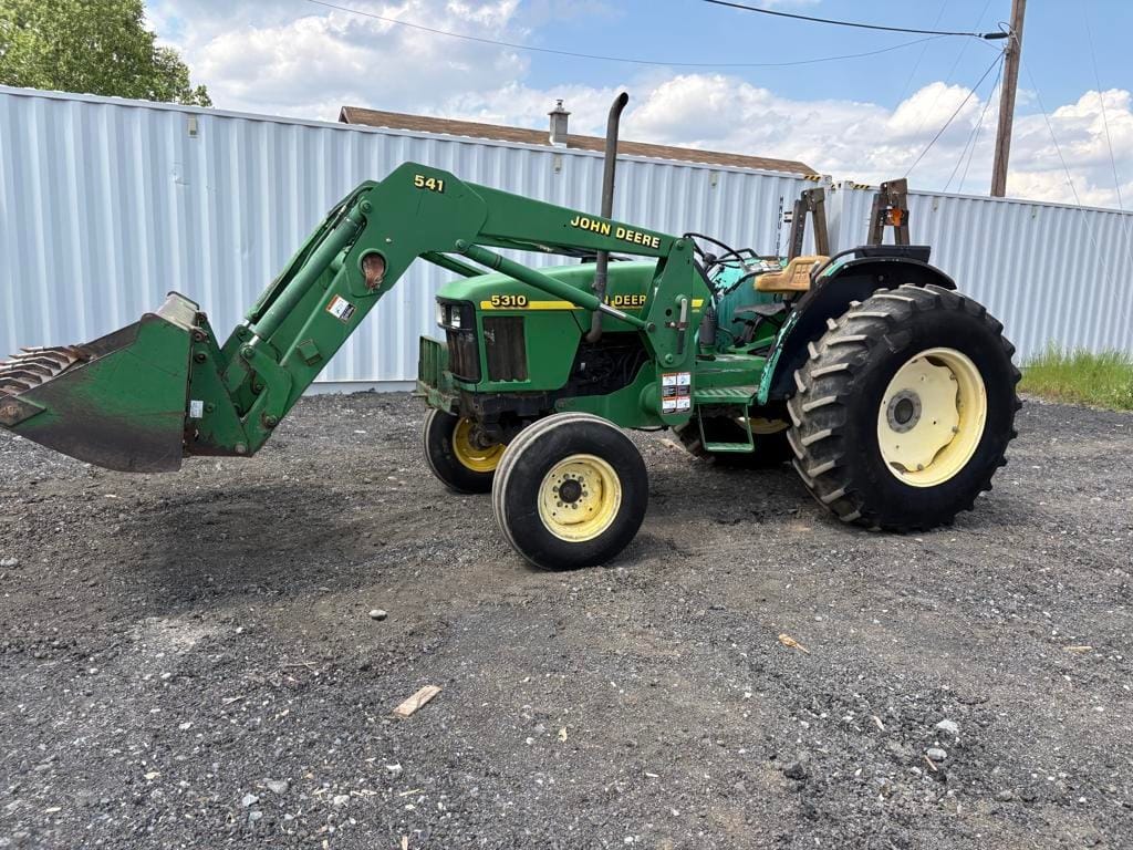 John Deere 5310 Equipment Image0