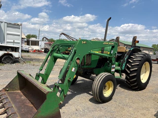Image of John Deere 5310 equipment image 2