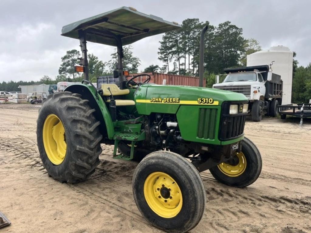 John Deere 5310 Equipment Image0