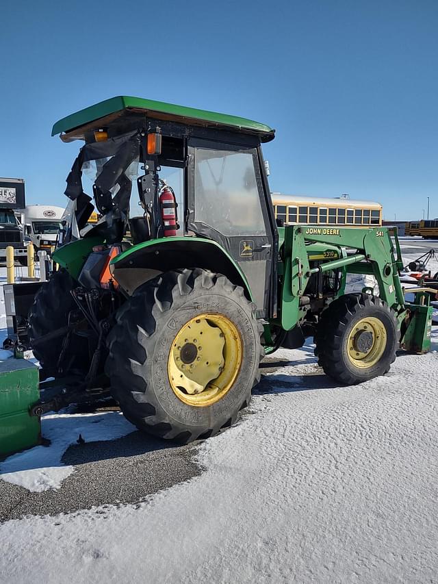 Image of John Deere 5310 equipment image 4