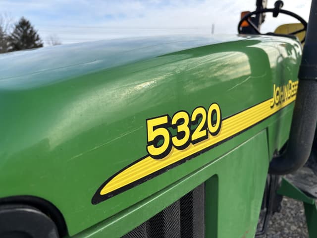 Image of John Deere 5320 equipment image 1