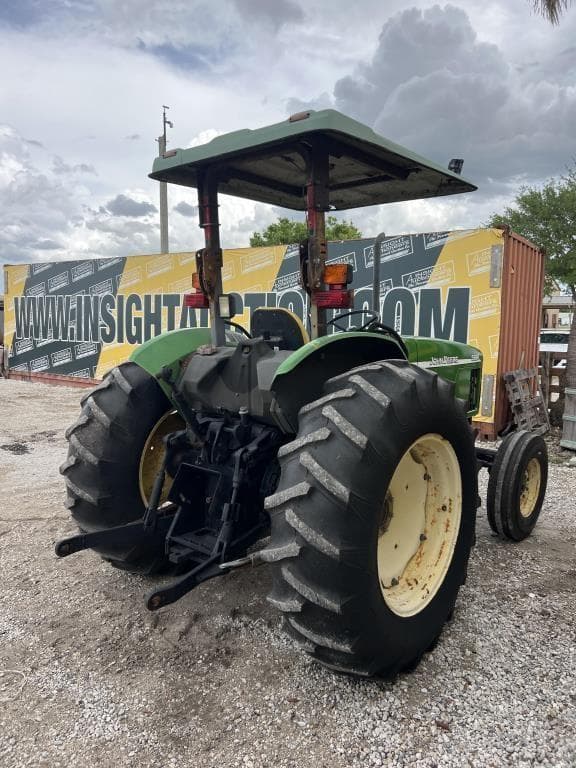 Image of John Deere 5320 equipment image 3