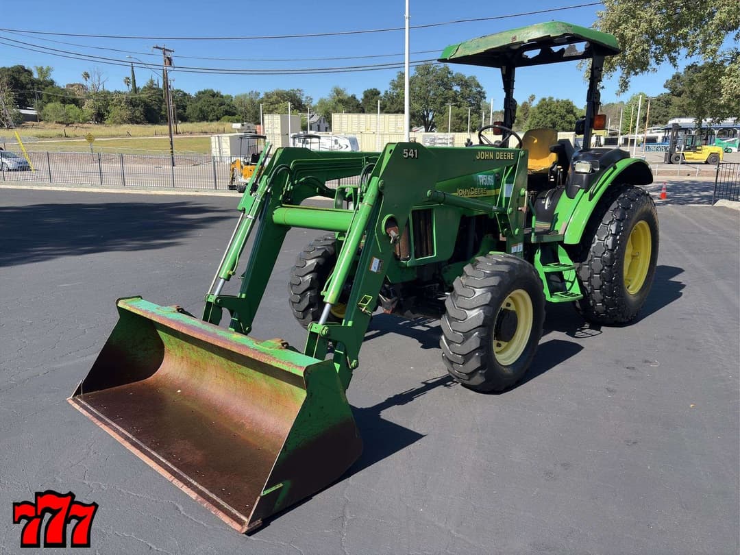 Image of John Deere 5320 Primary image