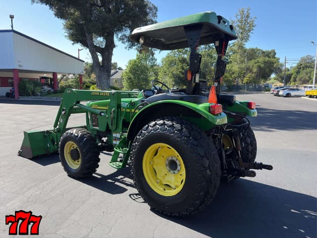 Image of John Deere 5320 equipment image 3