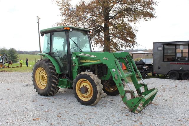 Image of John Deere 5320 equipment image 4