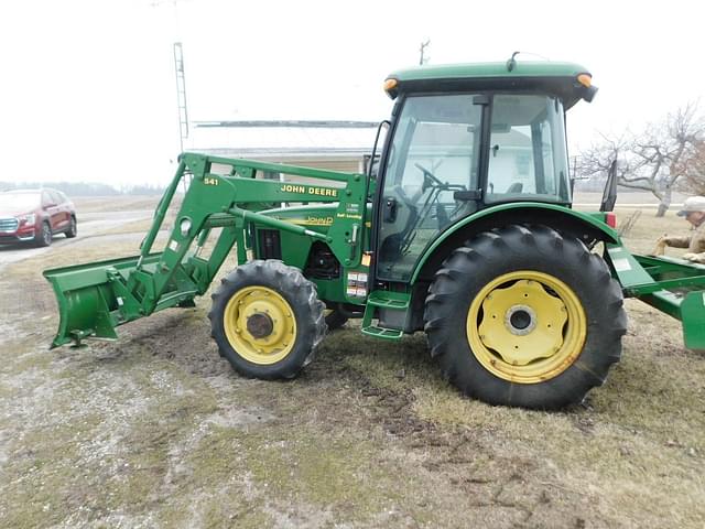 Image of John Deere 5320 equipment image 1