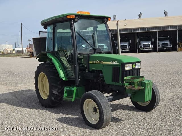 Image of John Deere 5320 equipment image 2