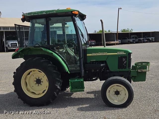 Image of John Deere 5320 equipment image 3