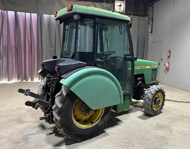 Image of John Deere 5320N equipment image 4