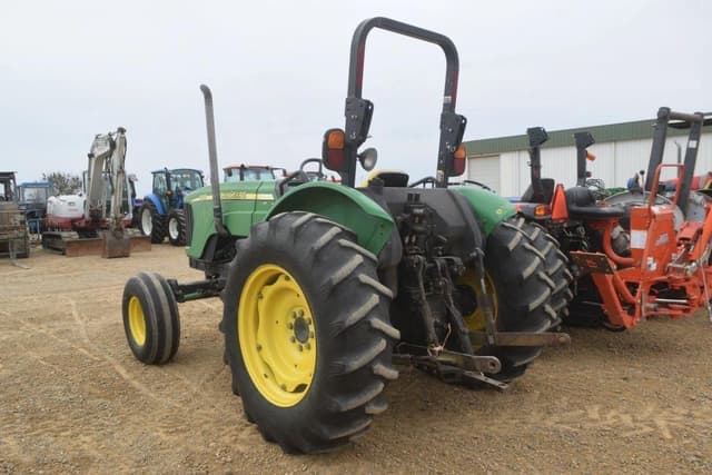 Image of John Deere 5325 equipment image 1