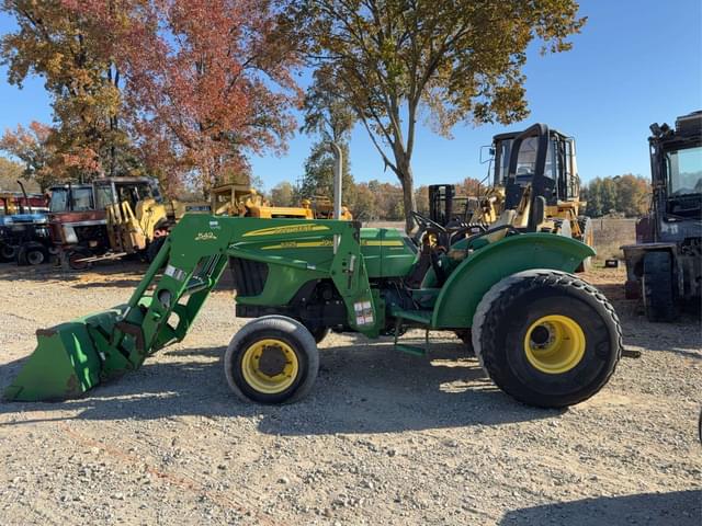 Image of John Deere 5325 equipment image 3