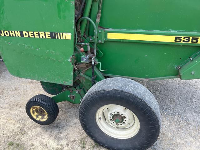 Image of John Deere 535 equipment image 2