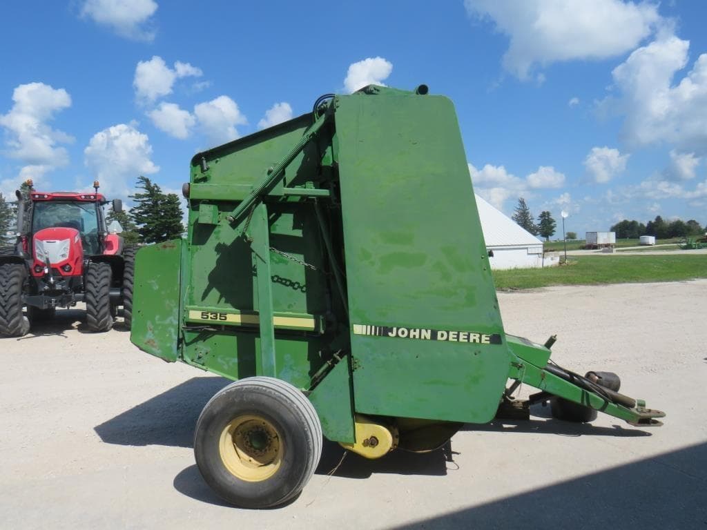 Image of John Deere 535 Primary image