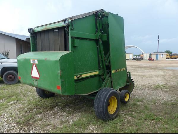 Image of John Deere 535 equipment image 2