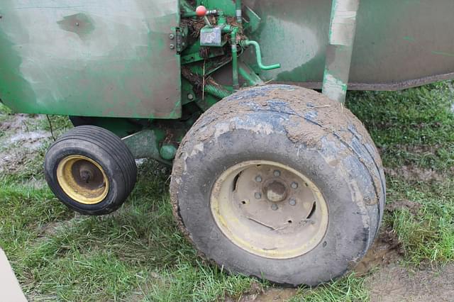 Image of John Deere 535 equipment image 4
