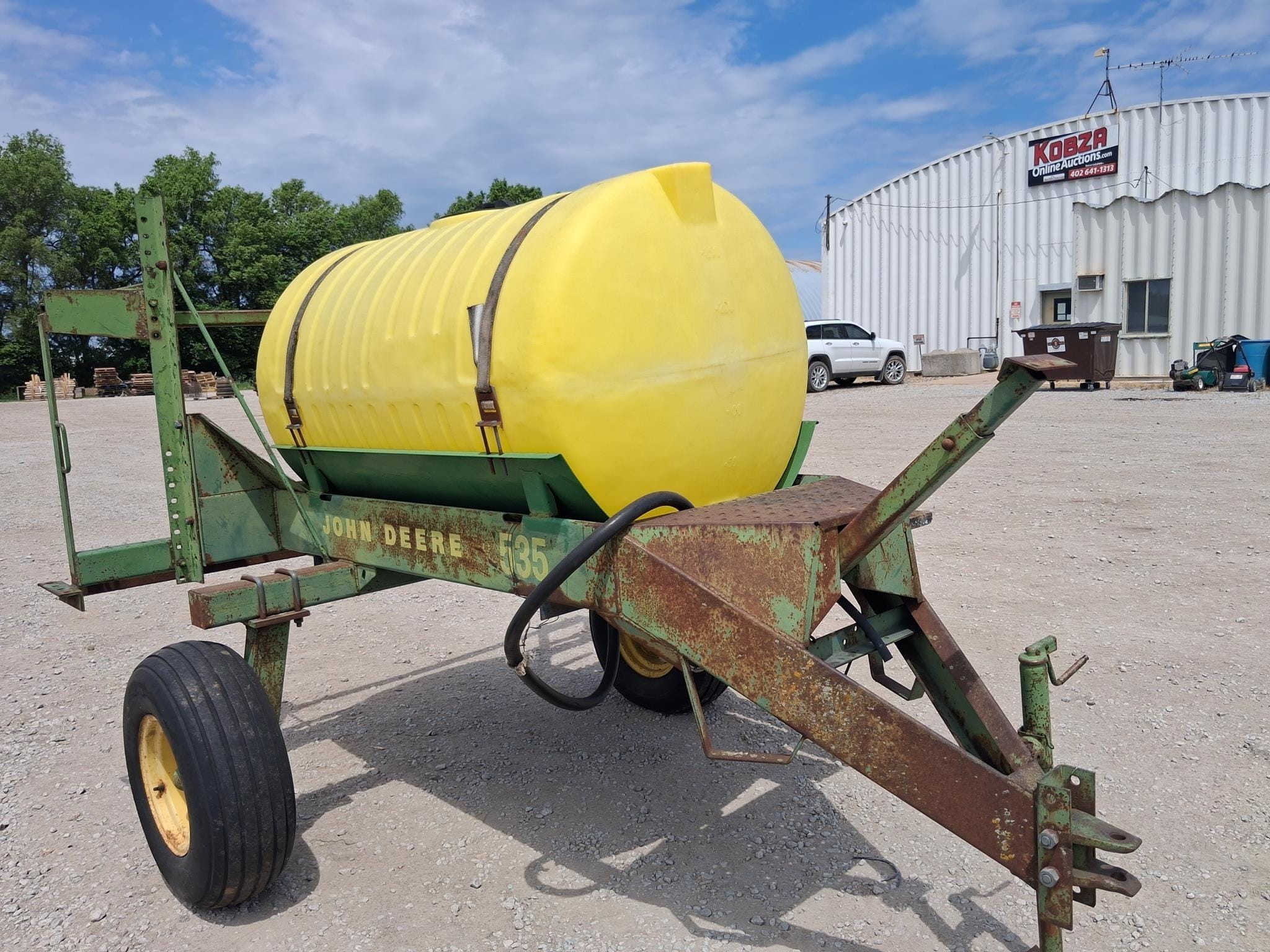 John Deere 535 Equipment Image0