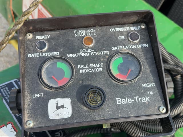 Image of John Deere 535 equipment image 4