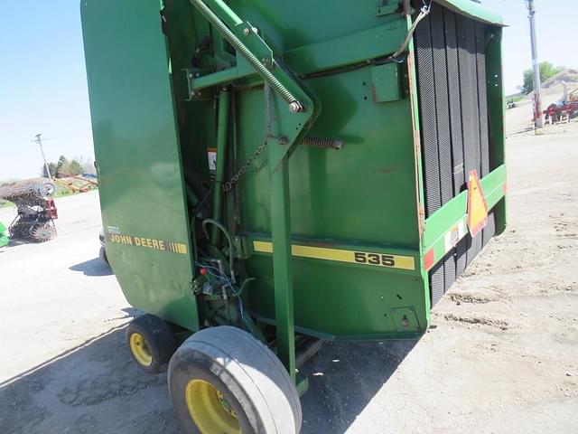 Image of John Deere 535 equipment image 3