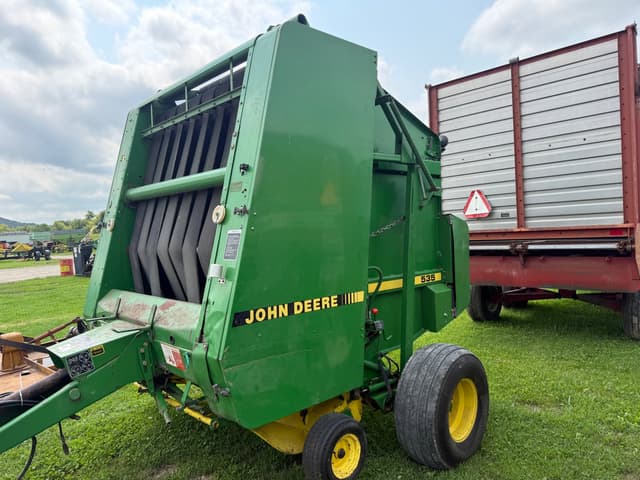 Image of John Deere 535 equipment image 4