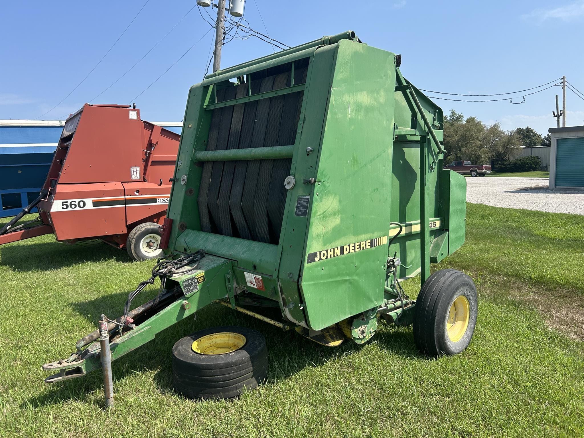 John Deere 535 Equipment Image0