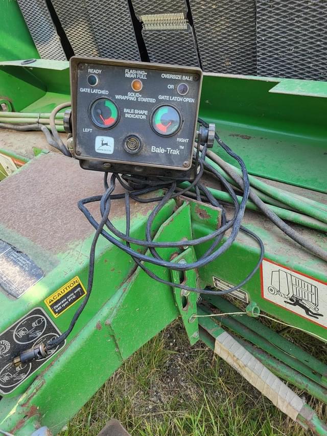 Image of John Deere 535 equipment image 2