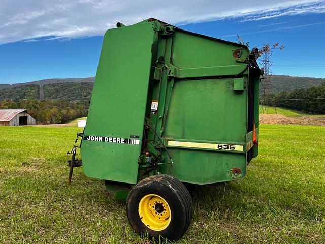 Image of John Deere 535 equipment image 1