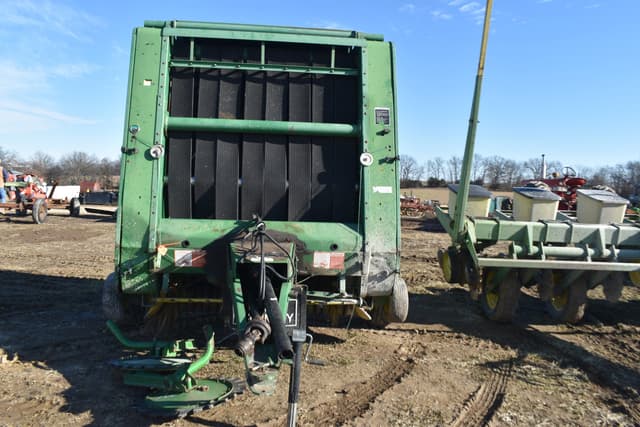 Image of John Deere 535 equipment image 1