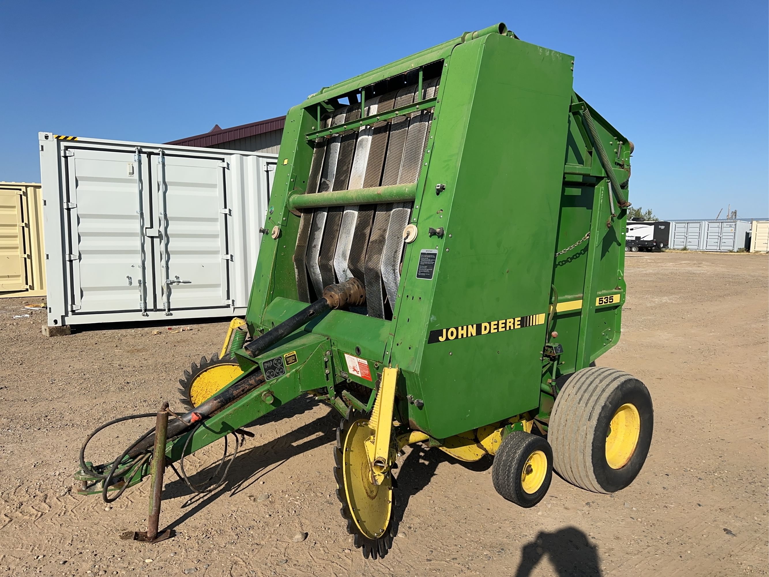 John Deere 535 Equipment Image0