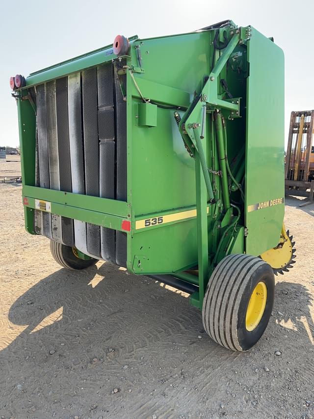 Image of John Deere 535 equipment image 4