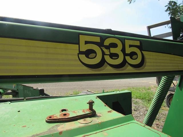 Image of John Deere 535 equipment image 3