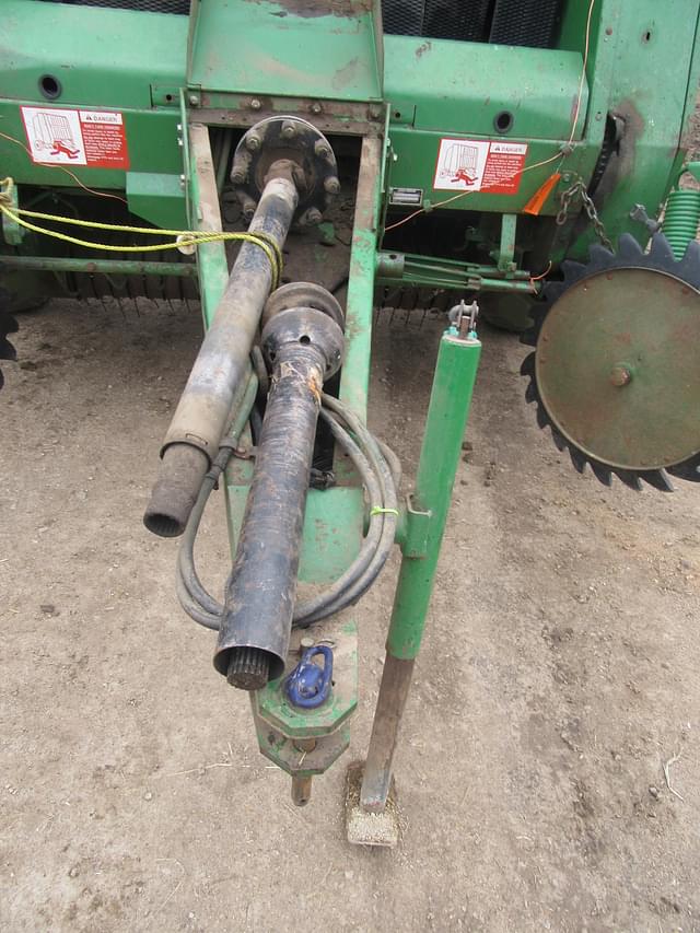 Image of John Deere 535 equipment image 4