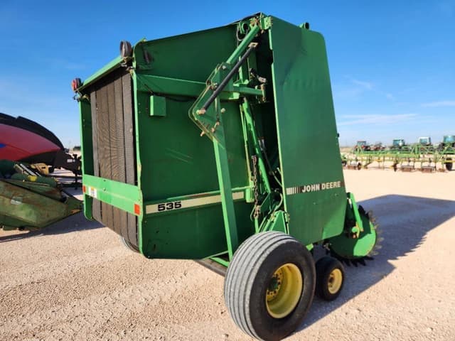 Image of John Deere 535 equipment image 3