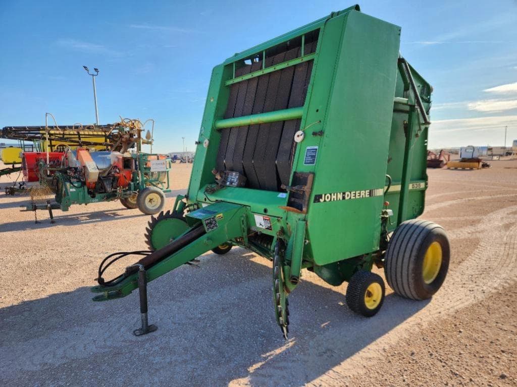 Image of John Deere 535 Primary image