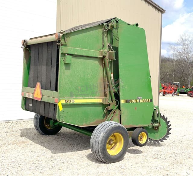 Image of John Deere 535 equipment image 4