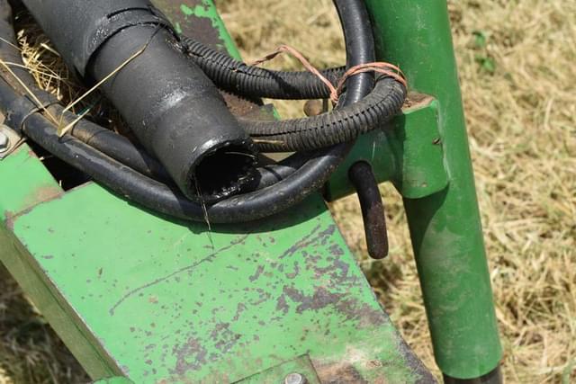 Image of John Deere 535 equipment image 4