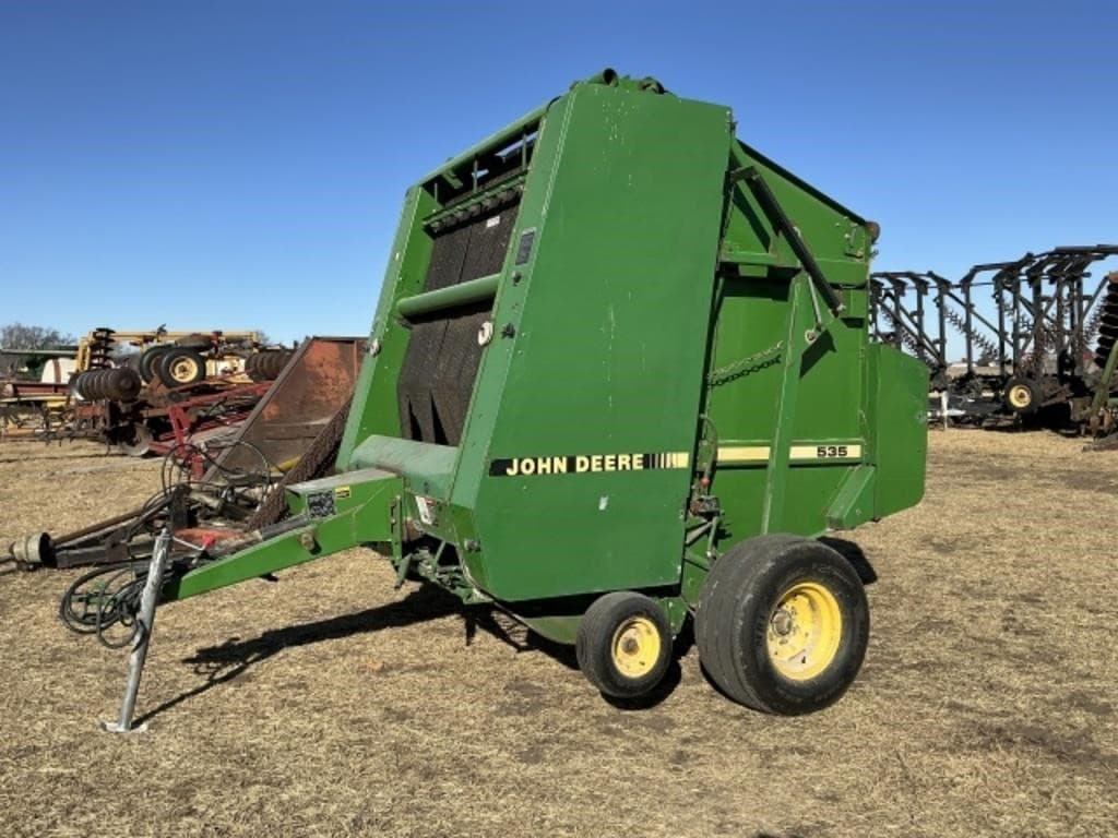 Image of John Deere 535 Primary image